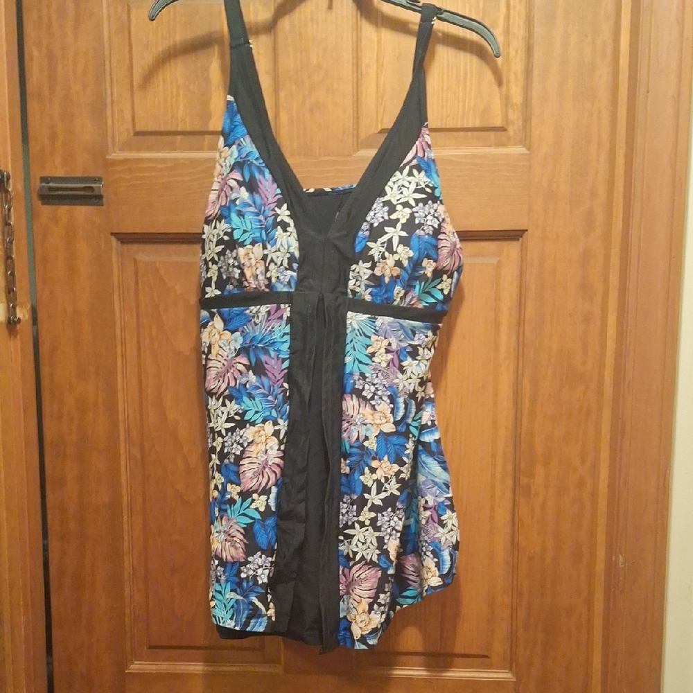 Floral Black Women's One Piece Swimsuit